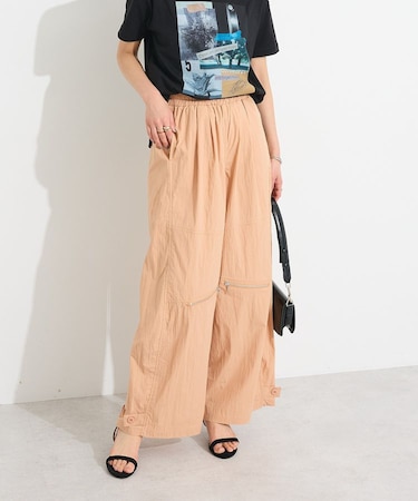 パラシュートカーゴパンツ