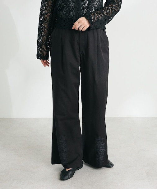 刺繍入ツイルパンツ