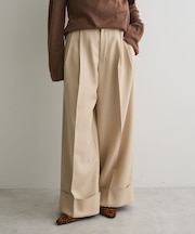 ロールアップパンツ