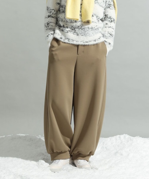 ダンボールジョガーパンツ