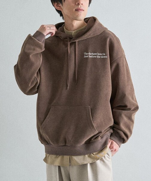 スノーウォッシュボンディング裏毛ロゴ刺繍パーカー