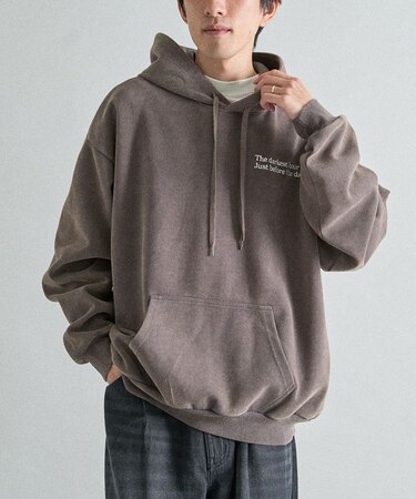 スノーウォッシュボンディング裏毛ロゴ刺繍パーカー