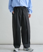 ボックスタックチノパンツ