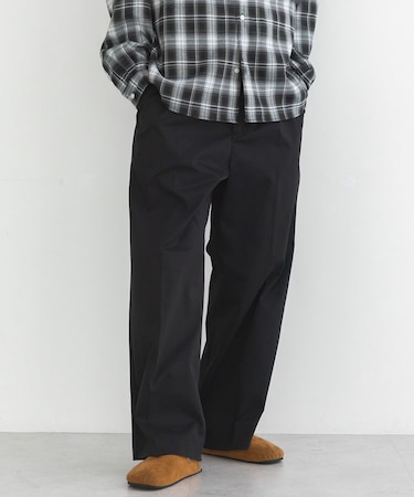 ワンタックチノスラックス