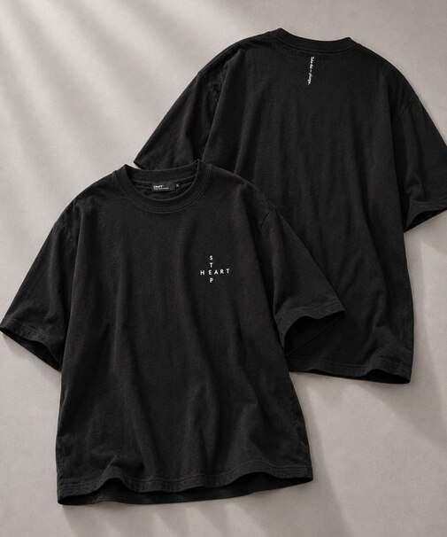 アート＆シグネチャーTシャツ