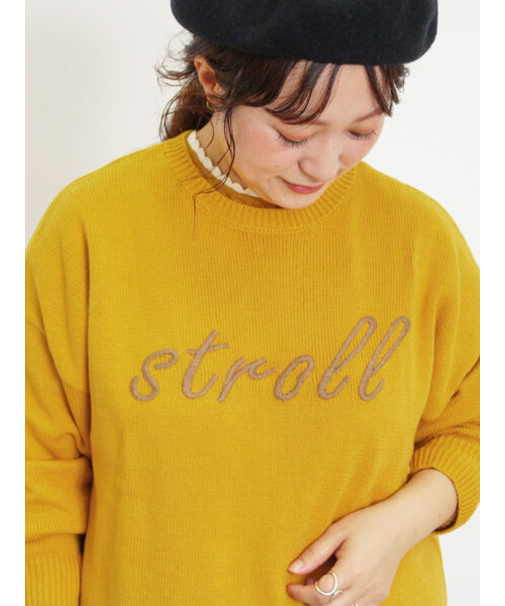 ロゴ刺繍ニット