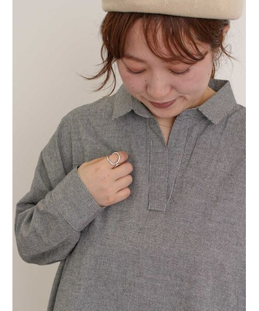 後ろ釦スキッパーチュニック