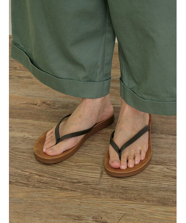 トングサンダル