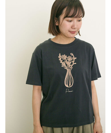 花瓶柄コード刺繍Tシャツ