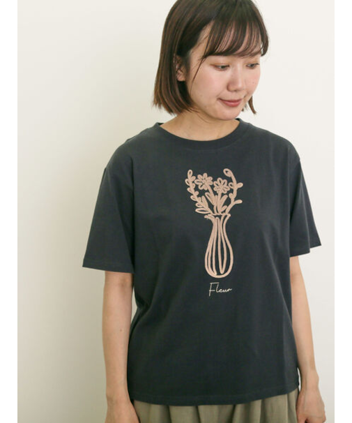 花瓶柄コード刺繍Tシャツ