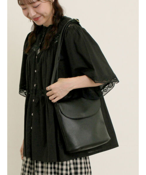 バケツ型ショルダーバッグ
