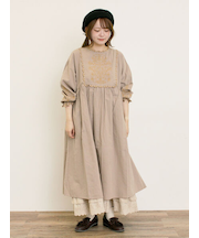 【S/Mサイズ】配色刺繍ワンピース