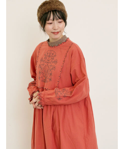 【S/Mサイズ】配色刺繍ワンピース
