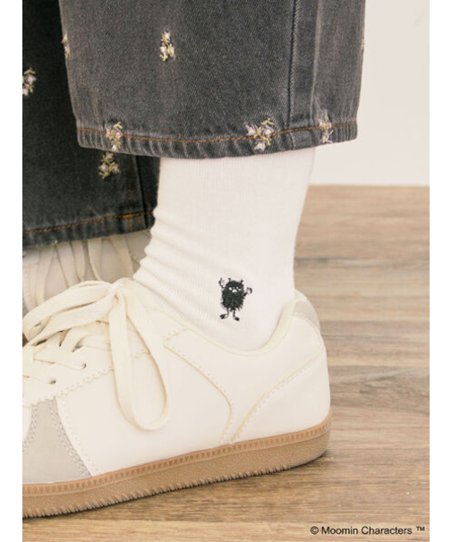 【MOOMIN×Samansa Mos2】スティンキー刺繍ソックス