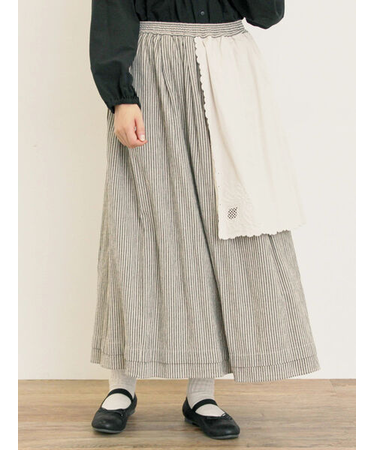 刺繍クロス付きスカート