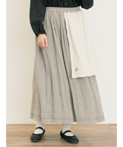 刺繍クロス付きスカート