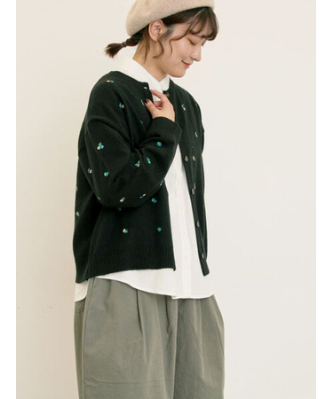 花柄総刺繍ニットカーディガン