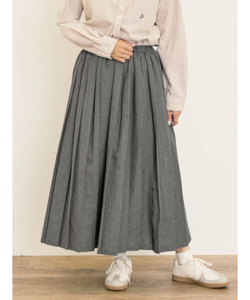 プリーツスカート