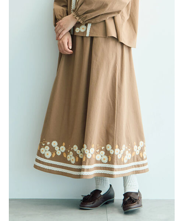 【WEB限定】花柄刺繍ギャザースカート
