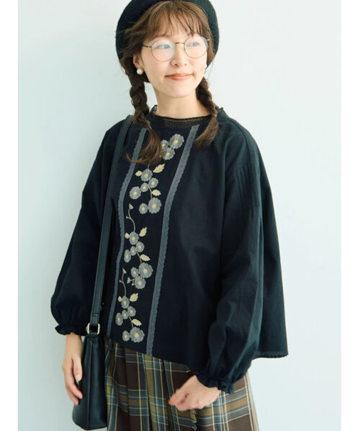 【WEB限定】花柄刺繍ブラウス