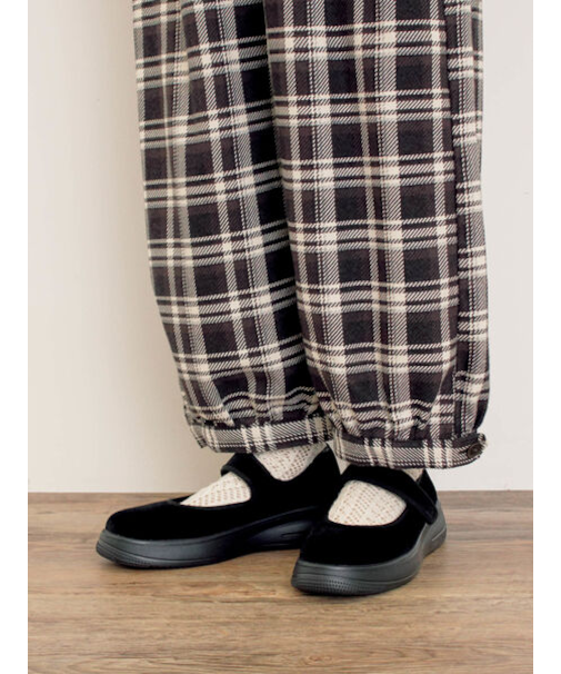 ベロアストラップスニーカー