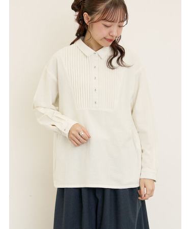 切替ピンタックブラウス