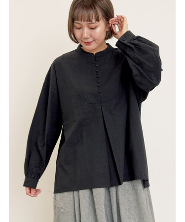 ◎袖刺繍ブラウス