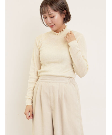 【マシンウォッシャブル】リブフリルタートルネックニット