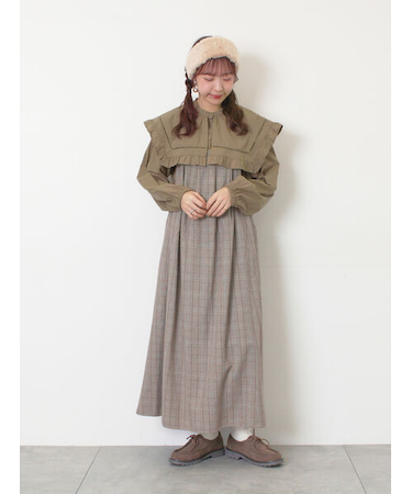 前タックジャンパースカート