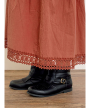 メダリオンキルトショートブーツ