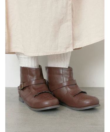 メダリオンキルトショートブーツ