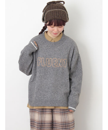 ロゴ刺繍プルオーバーニット