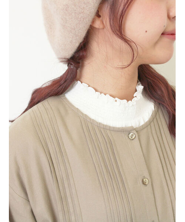 【吸湿発熱】襟スモッキングカットソー