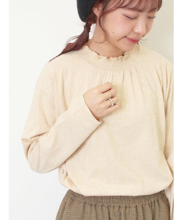 【吸湿発熱】襟スモッキングカットソー