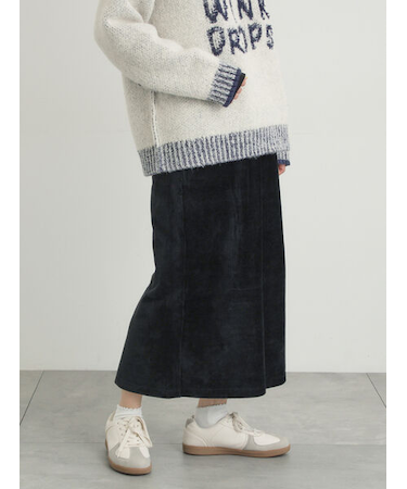 カットコーデュロイナロースカート