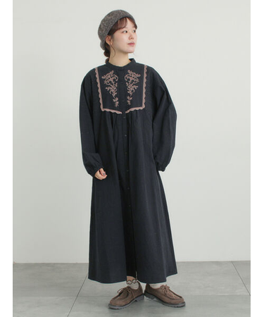 【S/Mサイズ】切替配色刺繍ワンピース