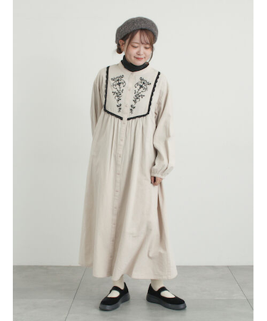 【S/Mサイズ】切替配色刺繍ワンピース