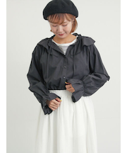 フリル襟ブラウス