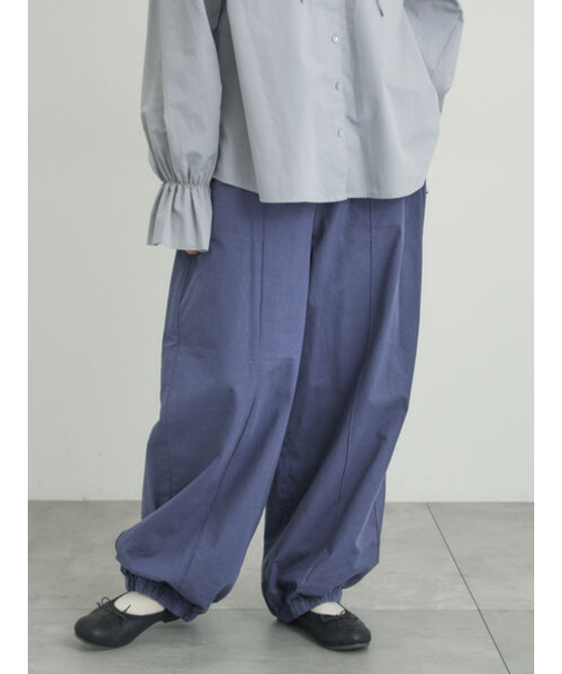 【M/Lサイズ】センターピンタック裾ギャザーパンツ