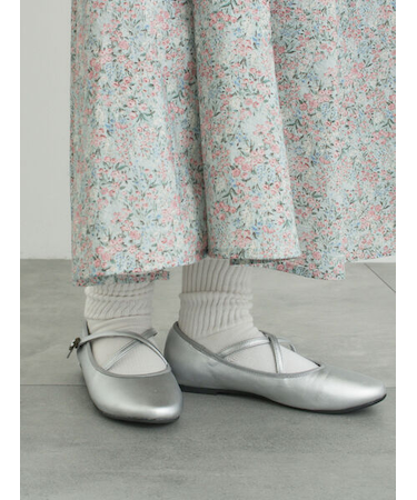 クロスストラップバレエシューズ