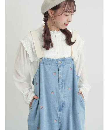 裾フリルティアードレースブラウス