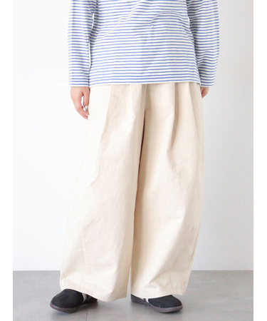 【M/Lサイズ】タックワイドパンツ