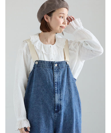 オーバーレースブラウス