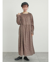 花柄シャーリングワンピース