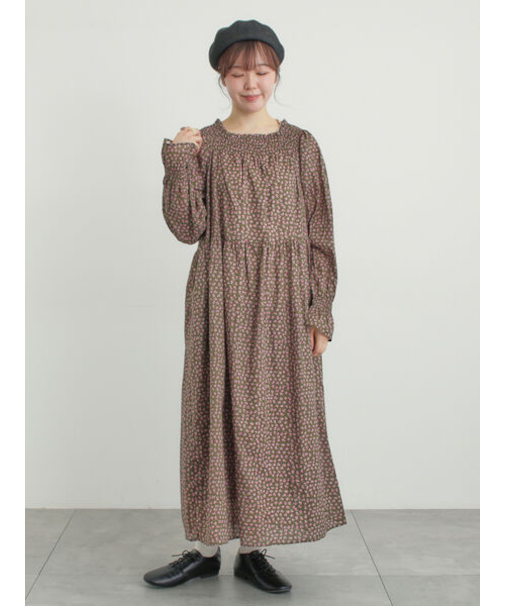 花柄シャーリングワンピース