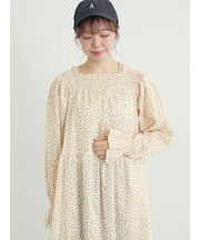 花柄シャーリングワンピース