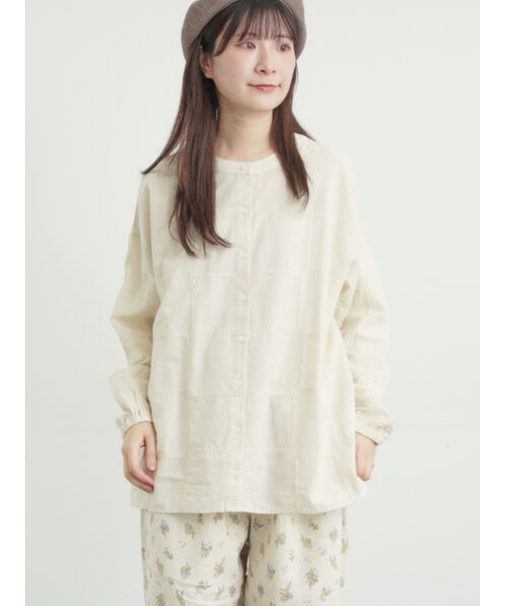 スクエア刺繍バンドカラーブラウス