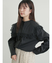 ビッグスクエア襟ブラウス