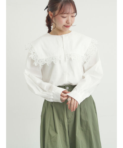 ビッグスクエア襟ブラウス