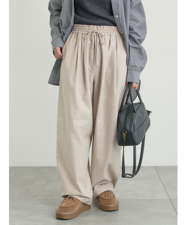 イージーカーブスラックス